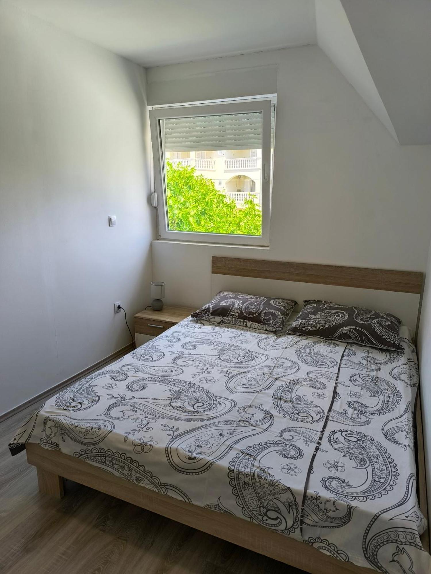 Apartmani Jadranka Vodice Oda fotoğraf